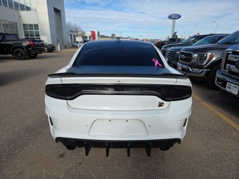 Used 2020 Dodge Charger Scat Pack image 4