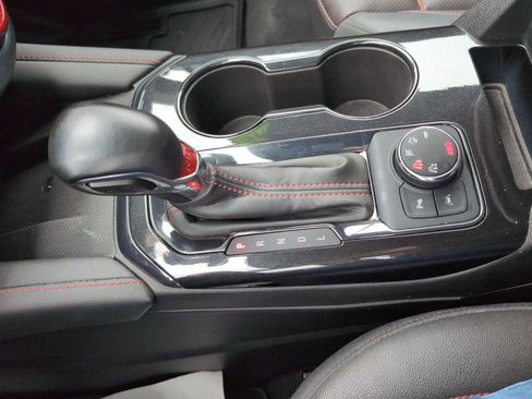 Used 2023 Chevrolet Blazer RS w/ Enhanced Convenience Package image 15