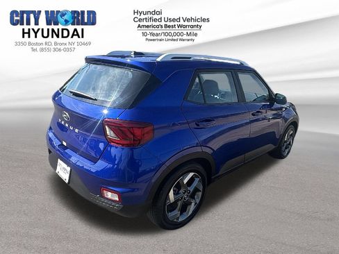Used 2025 Hyundai Venue Limited FWD image 5