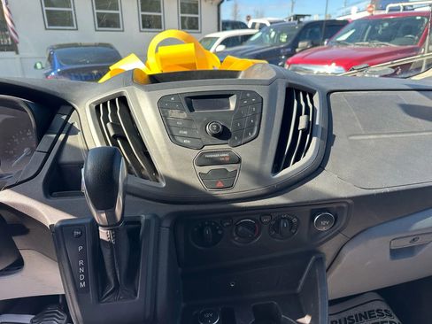 Used 2018 Ford Transit 150 148 Medium Roof image 21