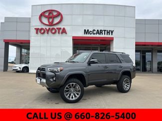 Used 2022 Toyota 4Runner TRD Off-Road Premium w/ TRD Black Wheel Package (TMS) AWD/4WD video 1