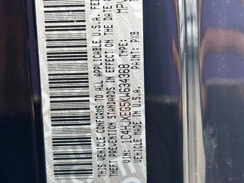 Used 2019 Jeep Wrangler Unlimited Sahara w/ Dual Top Group image 26