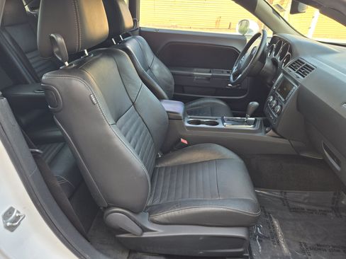 Used 2012 Dodge Challenger R/T Plus RWD image 8