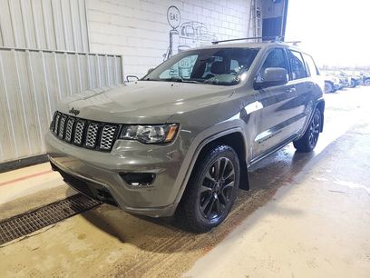 Used 2020 Jeep Grand Cherokee Altitude