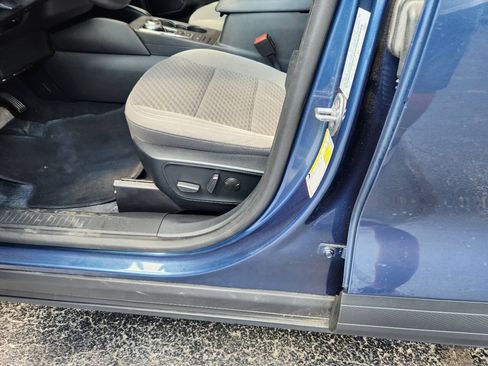 Used 2020 Ford Escape SE AWD/4WD image 16