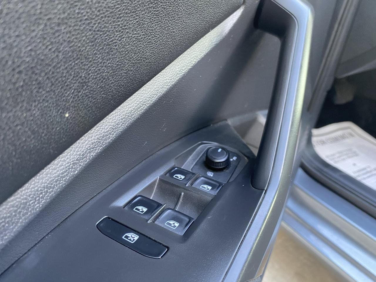 Used 2019 Volkswagen Jetta R-Line FWD image 22