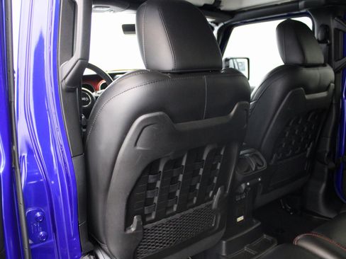 Used 2019 Jeep Wrangler Unlimited Rubicon image 16