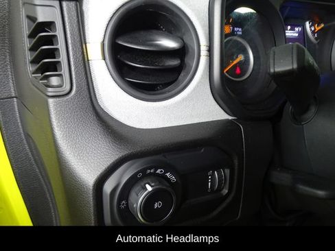 Used 2024 Jeep Wrangler Unlimited Sport AWD/4WD image 14