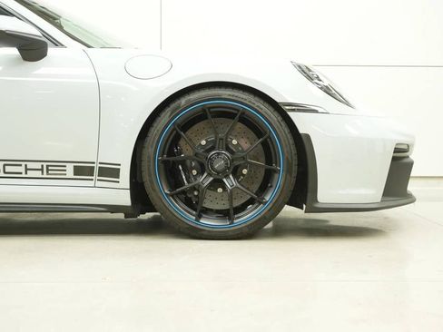Used 2022 Porsche 911 GT3 RWD image 46