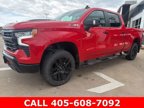 Used 2024 Chevrolet Silverado 1500 LT Trail Boss w/ LT Trail Boss Premium Package AWD/4WD image 7
