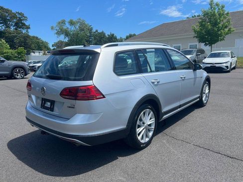 Used 2017 Volkswagen Golf Alltrack S AWD/4WD image 5
