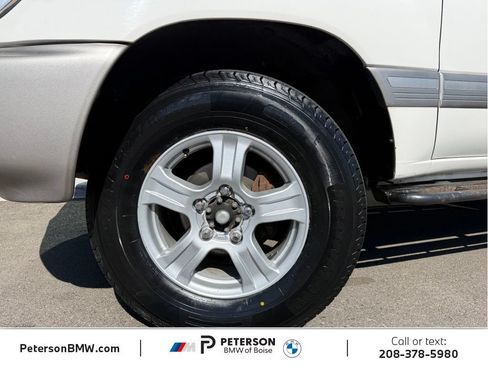 Used 2002 Toyota Land Cruiser AWD/4WD image 34