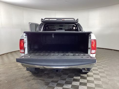 Used 2017 RAM 1500 Outdoorsman AWD/4WD image 33
