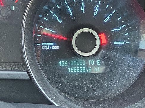 Used 2014 Ford Mustang Coupe w/ Equipment Group 102A image 23