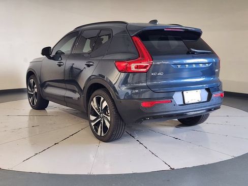 Used 2026 Volvo XC40 B5 Ultra w/ Protection Package Premier AWD/4WD image 6