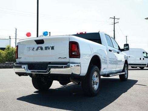 Used 2025 RAM 2500 Tradesman w/ Chrome Appearance Group AWD/4WD image 6
