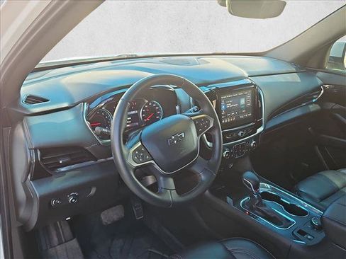 Certified 2023 Chevrolet Traverse RS w/ LPO, Floor Liner Package AWD/4WD image 10