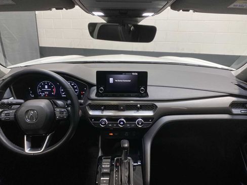 Used 2023 Acura Integra image 10