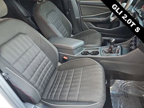 Used 2021 Volkswagen Jetta GLI FWD image 18