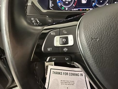 Used 2019 Volkswagen Tiguan SEL Premium R-Line AWD/4WD image 15