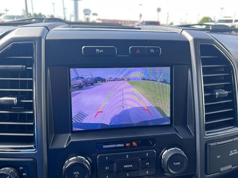 Used 2020 Ford F150 XLT w/ Equipment Group 302A Luxury AWD/4WD image 21