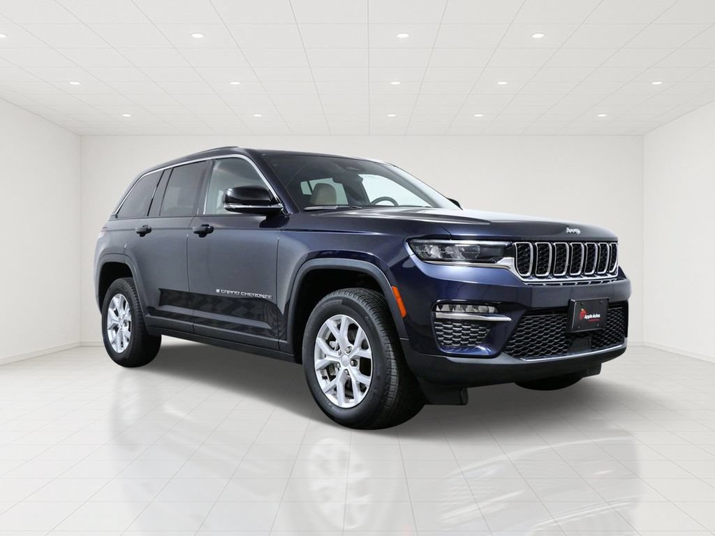 Used 2023 Jeep Grand Cherokee Limited w/ Luxury Tech Group II RWD image 1