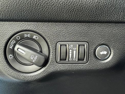 Used 2019 Dodge Challenger R/T Scat Pack RWD image 14