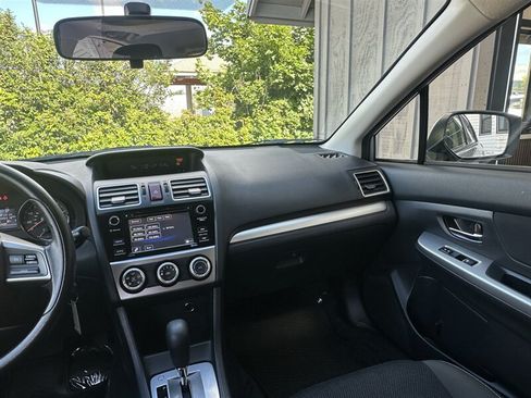 Used 2015 Subaru Crosstrek 2.0i Premium w/ Moonroof Package AWD/4WD image 8