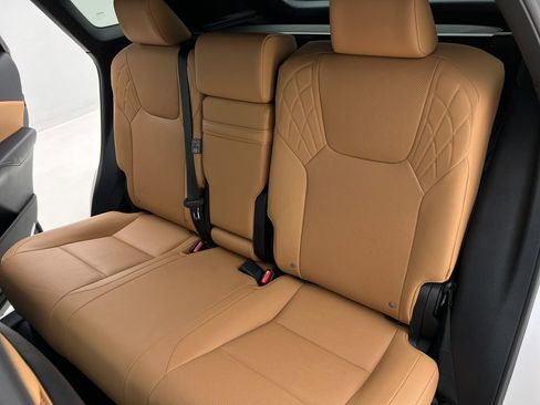 Used 2023 Lexus RX 350 AWD image 17