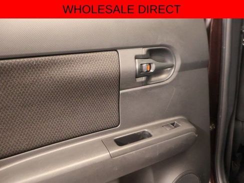 Used 2009 Scion xB FWD image 22