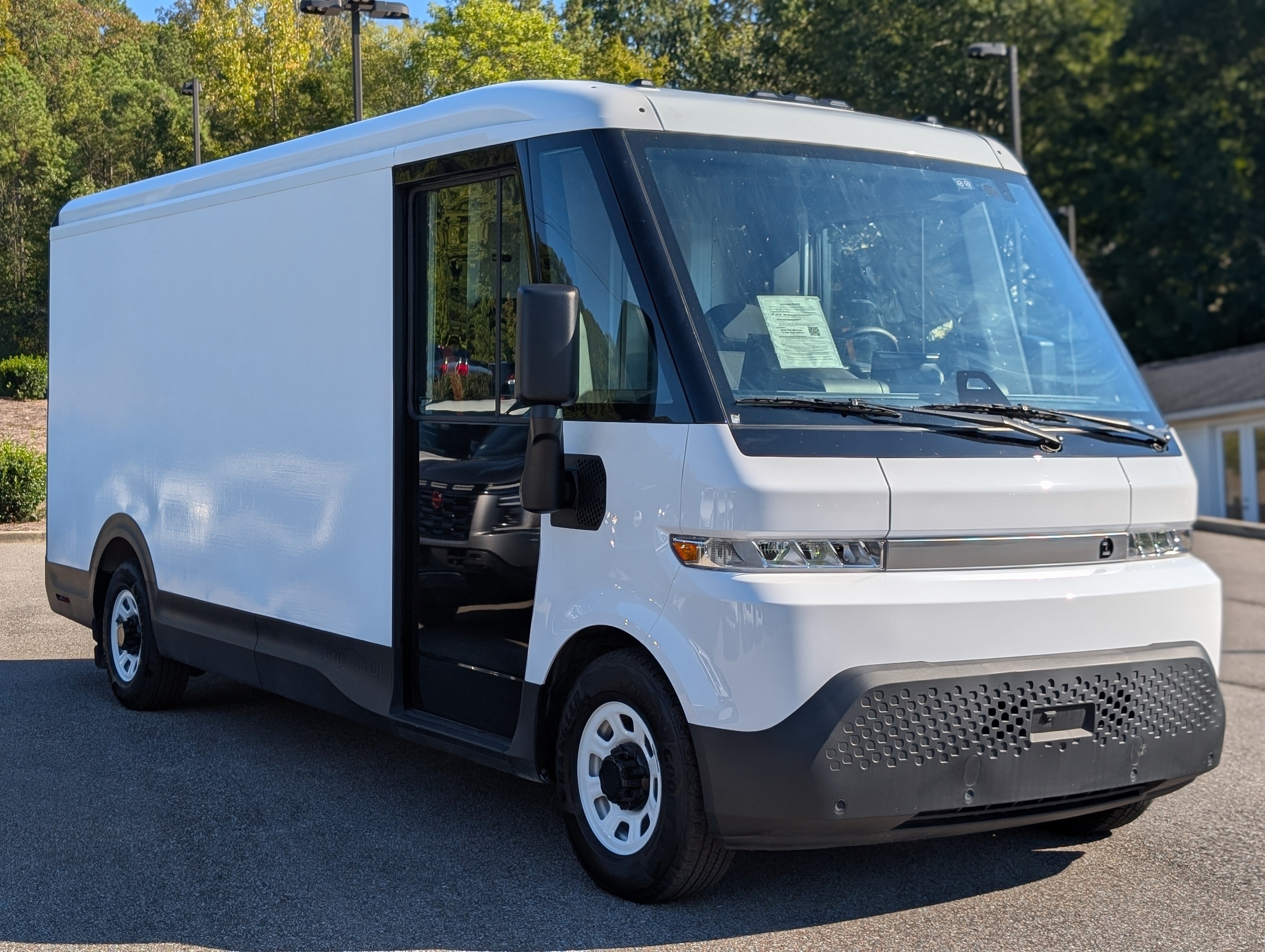 Used 2024 Chevrolet Brightdrop 600 w/ Commercial Equipment Package AWD/4WD image 11
