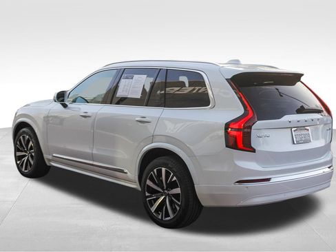 Certified 2025 Volvo XC90 B6 Core w/ Climate Package image 8