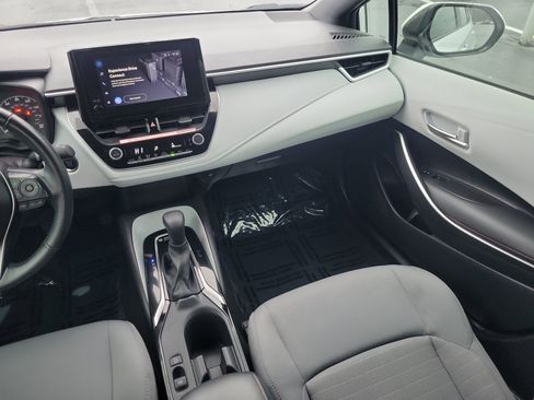 Certified 2025 Toyota Corolla SE image 15