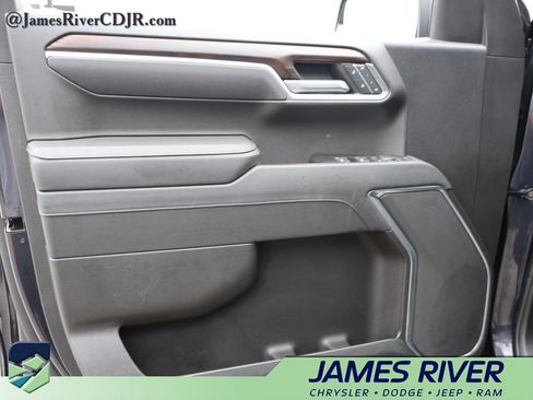 Used 2025 GMC Sierra 1500 SLT AWD/4WD image 20
