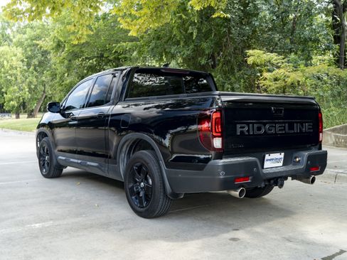 Used 2024 Honda Ridgeline Black Edition image 7