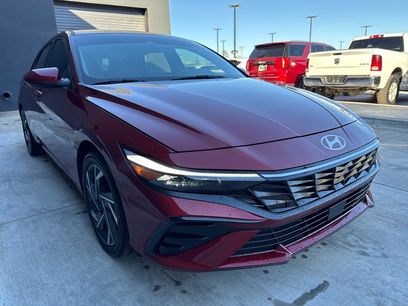 New 2025 Hyundai Elantra SEL