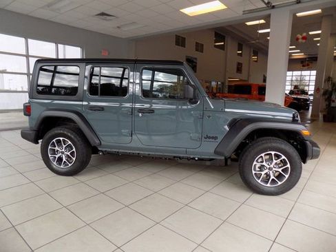 New 2026 Jeep Wrangler Unlimited Sport AWD/4WD image 9