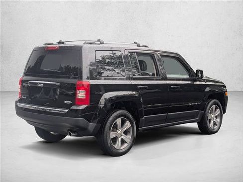 Used 2017 Jeep Patriot High Altitude AWD/4WD image 5