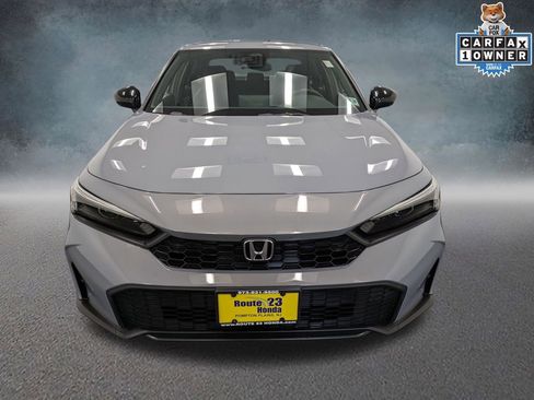 Used 2025 Honda Civic Sport image 2