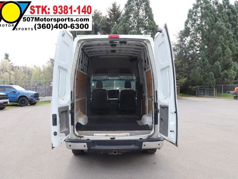 Used 2014 Nissan NV 2500 SV w/ V8 Appearance Package RWD image 14