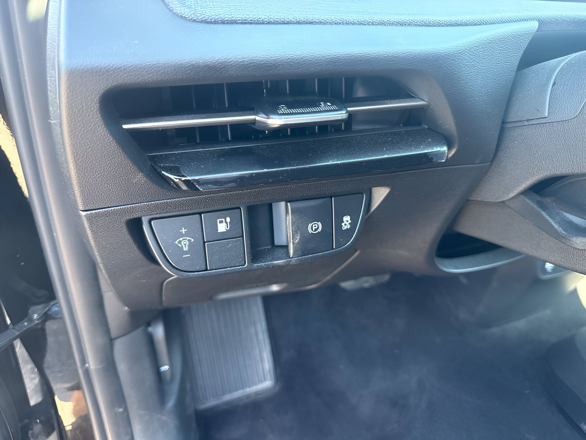 Used 2024 Kia EV6 Light AWD/4WD image 23