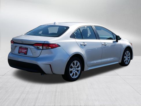 Used 2023 Toyota Corolla LE image 7