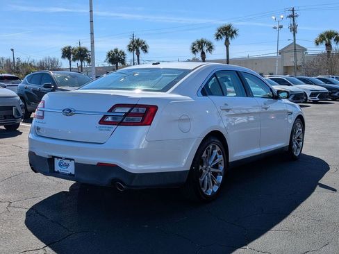 Used 2014 Ford Taurus Limited w/ Equipment Group 301A image 5