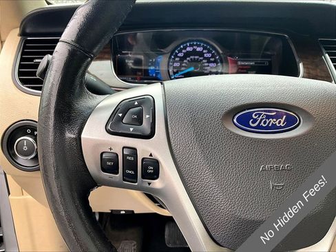 Used 2018 Ford Taurus Limited FWD image 16