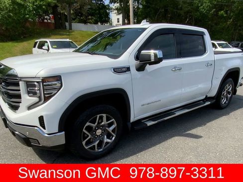 Used 2024 GMC Sierra 1500 SLT w/ SLT Premium Plus Package AWD/4WD image 4