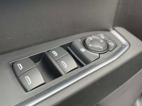 Certified 2024 Chevrolet Silverado 1500 LT image 16