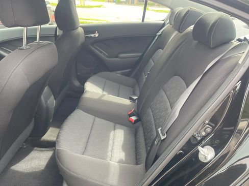 Used 2016 Kia Forte LX FWD image 12