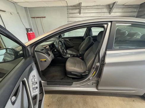 Used 2013 Hyundai Elantra GLS w/ Preferred Pkg FWD image 21