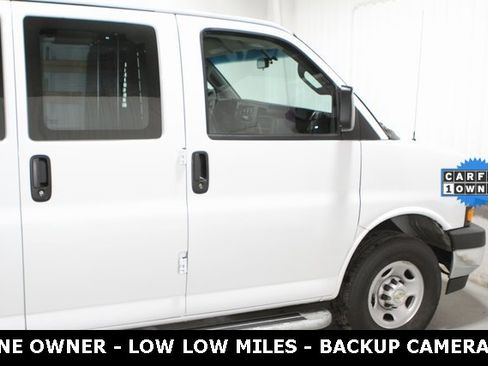 Used 2023 Chevrolet Express 2500 w/ Driver Convenience Package image 31