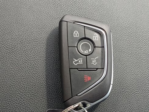 New 2025 Cadillac Escalade IQ Luxury 1 w/ LPO, Radiant Package image 37